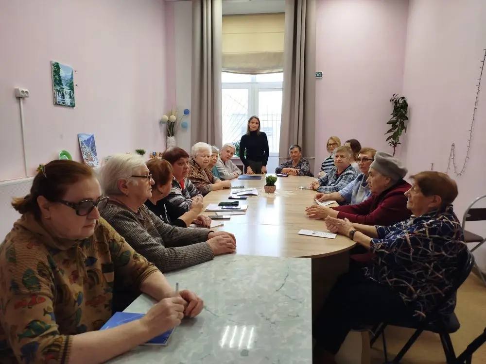 Правовое просвещение в сфере защиты прав потребителей лиц старшего поколения.
